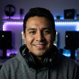 Alex Rivera